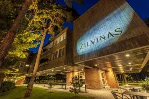 Žilvinas Hotel - 斯文托伊