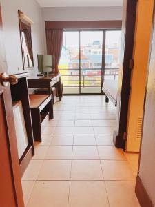 C & N Hotel Patong, Phuket