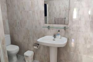 1 bedroom bungalow next Yumbo Center