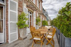 Appartements CMG - Duplex de standing au coeur de Deauville - 7P - Terrasse : photos des chambres