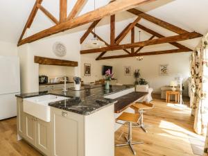 Toms Barn