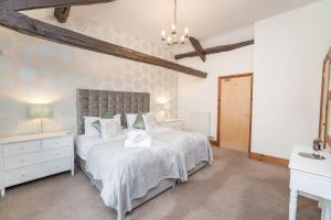 Bridge House Apartment 3