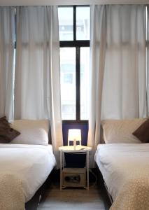 Sleep with Me Bangkok - BTS Phra Khanong