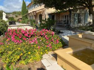 Location bastide provencale Luberon