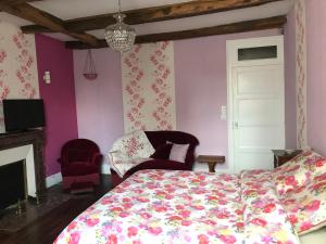 B&B / Chambres d'hotes Chez Zoiseau et Zoiseautte : Chambre Double avec Salle de Bains Commune