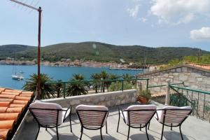 Apartment Karlo Vis