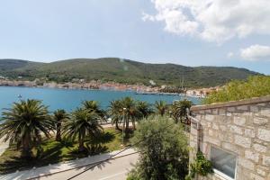 Apartment Karlo Vis