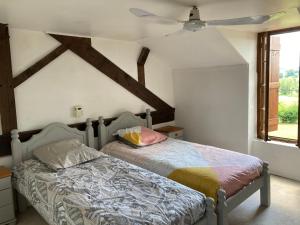 RARE EXCLUSIVITE La Villa Fongrivoise Grande Piscine avec terrasse 5 chambres et salle de bain WC privatifs Patio Cheminée sans Vis à Vis