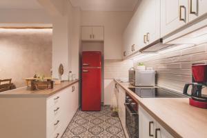 90m2 Luxury Apartment in the Heart of Athens - Living Stone Sunstone