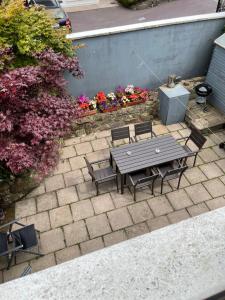 Feather bed 3 bedroom house