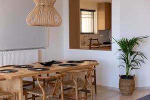 Seafront Luxury Suite