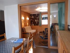 Appartements Appart Pointe de Nyon Morzine Centre 4 a 6 pers calme jardin vue parking : photos des chambres