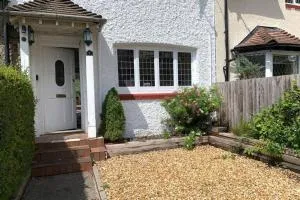 Garden Suburbs Cottage - Risca