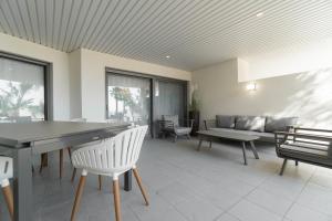 Apartamento en complejo Mascarat Beach, BG60B