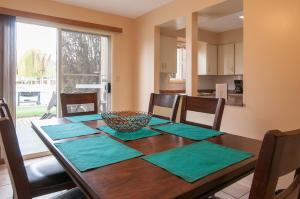 Okanagan Seasons Resort