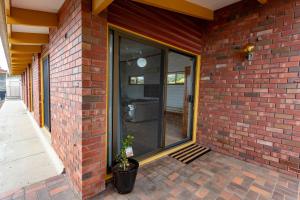 The Flaxman Studio - Panoramic Ocean Views