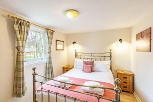 Bracken Lodge 5 with Hot Tub