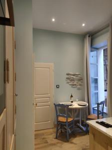 Appartements Mes a Moi in Pezenas - Studio & patio privatif - O Pitchoun : photos des chambres