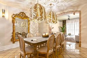 Superior Apartment room in Genteel Home Recogidas