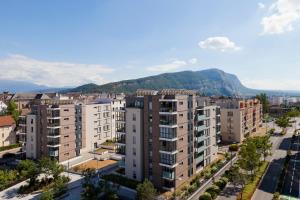 Hotels Neho Suites Porte de Geneve : photos des chambres