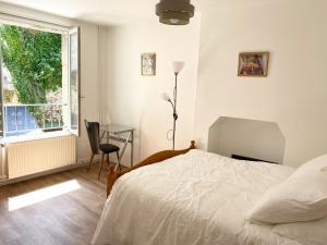 Maisons de vacances La Maison des Remparts - Gite 3 etoiles pour 8 pers a Loches : photos des chambres