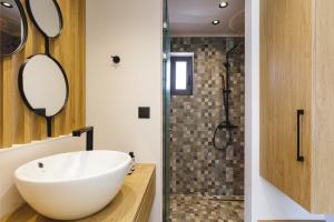 Mira Mare Luxury Residence