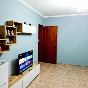 2V1 - 21 Dhjetori AM