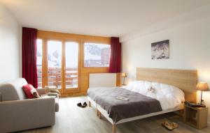 Two-Bedroom Apartment room in Résidence Odalys Le Pelvoux