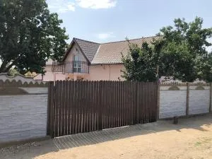 Vila Siminica - Vrata