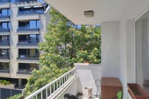 BIG flat in ideal centre Correct owner Parking
