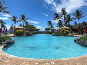 K430 LUXURY mountain view resort condo with large private balcony