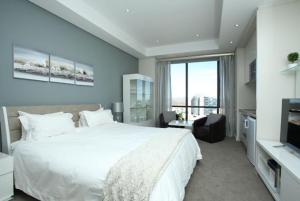 Sandton Skye Exclusive Apartment