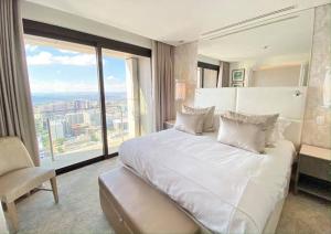 Sandton Skye Exclusive Apartment