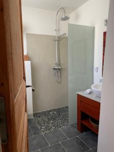 B&B / Chambres d'hotes La Cour Carree : Chambre Double ou Lits Jumeaux - Vue sur Cour 