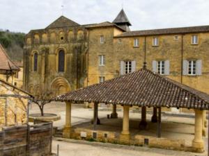 Maisons de vacances Gite Le Buisson-de-Cadouin, 4 pieces, 6 personnes - FR-1-616-196 : photos des chambres