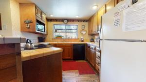 Snowflower #81 Condo