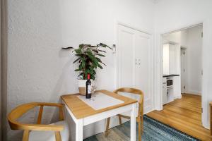 Benson House & Benson Lodge