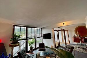 À Bouillon, appartement vintage vue sur le château