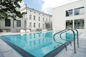 Hotel Pałac Romantyczny - Голюб-Добжинь