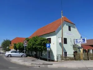 Motel Divjak - 斯洛文尼亚比斯特里察