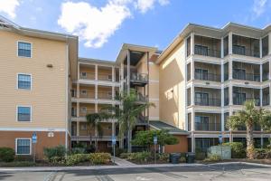 Three-Bedroom Townhouse room in Villa Caribe Condo