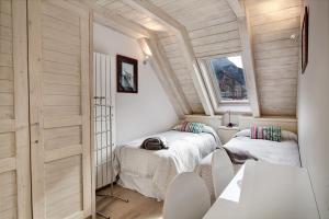 Passarell by Totiaran