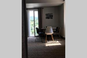 Appartements Nyons Centre, plage, vue, appart 6 pers, jardin : photos des chambres