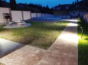 Karos Bianco Apartmanház