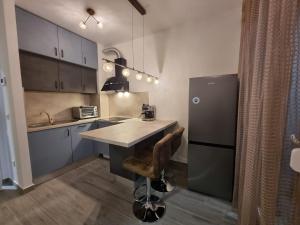 Booking Beautifull studio apartment Bell with balcony and sea view in Zadar 