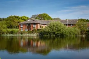 科尔切斯特优质酒店 - 戴德姆