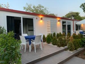 Camping Village Baia Falcone