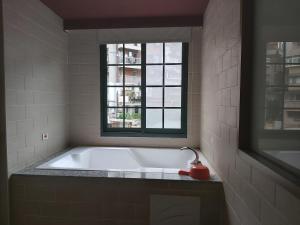 European Style Double Room (  European Style Double Room )