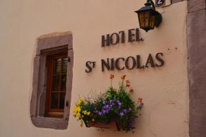 Hotels Hotel le Saint Nicolas : photos des chambres