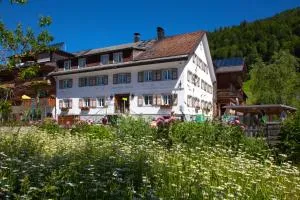 Sonne Bezau - Familotel Bregenzerwald - 施瓦岑贝格